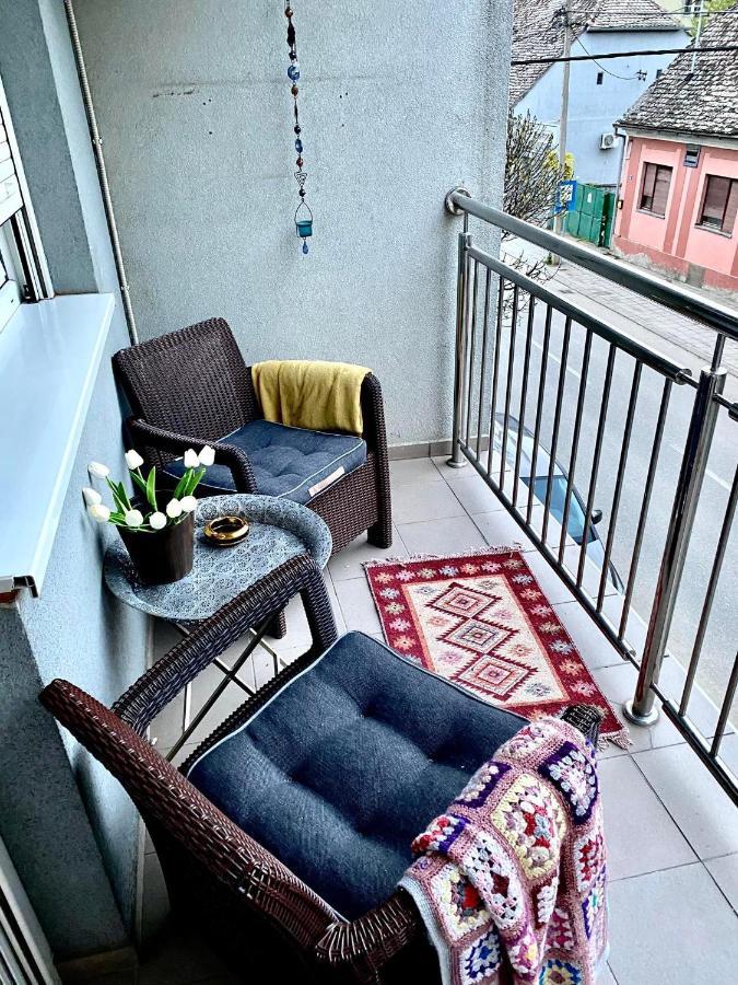 Apartman Diana Sremska Mitrovica Exterior foto
