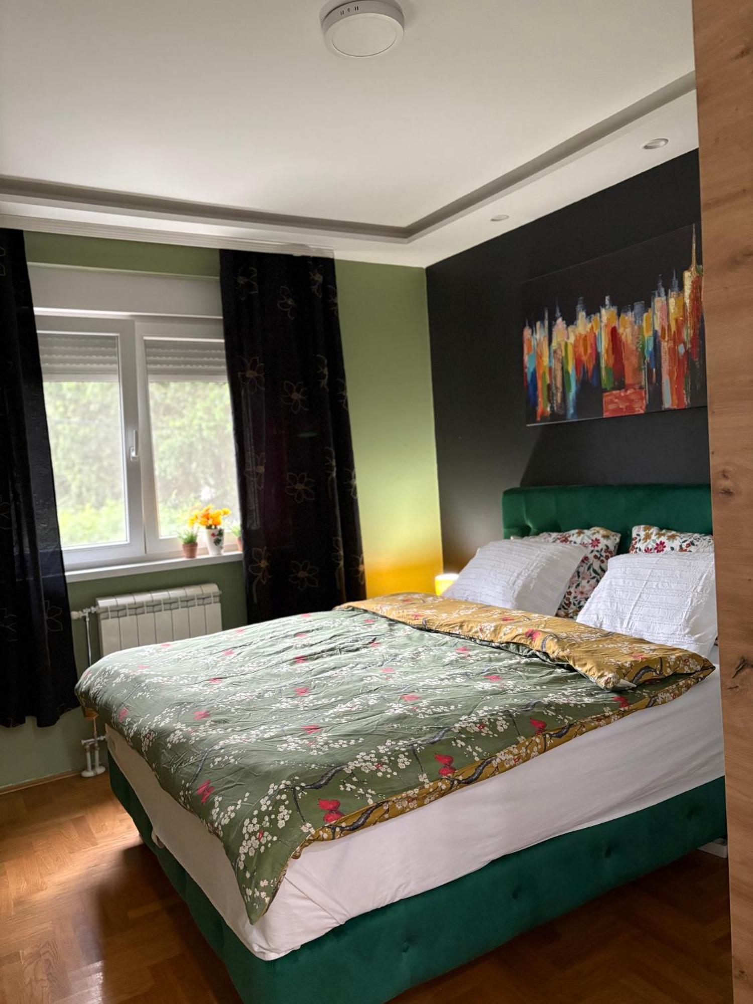 Apartman Diana Sremska Mitrovica Exterior foto